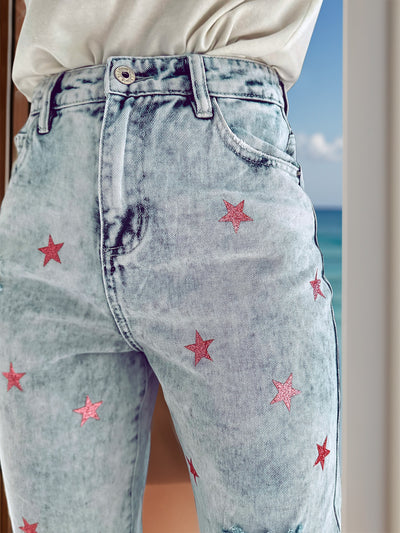 Distressed Star Jeans with Pockets