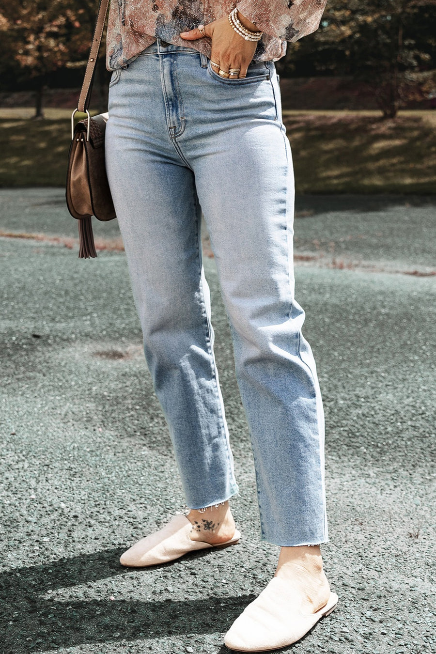 High Waist Straight Jeans with Pockets